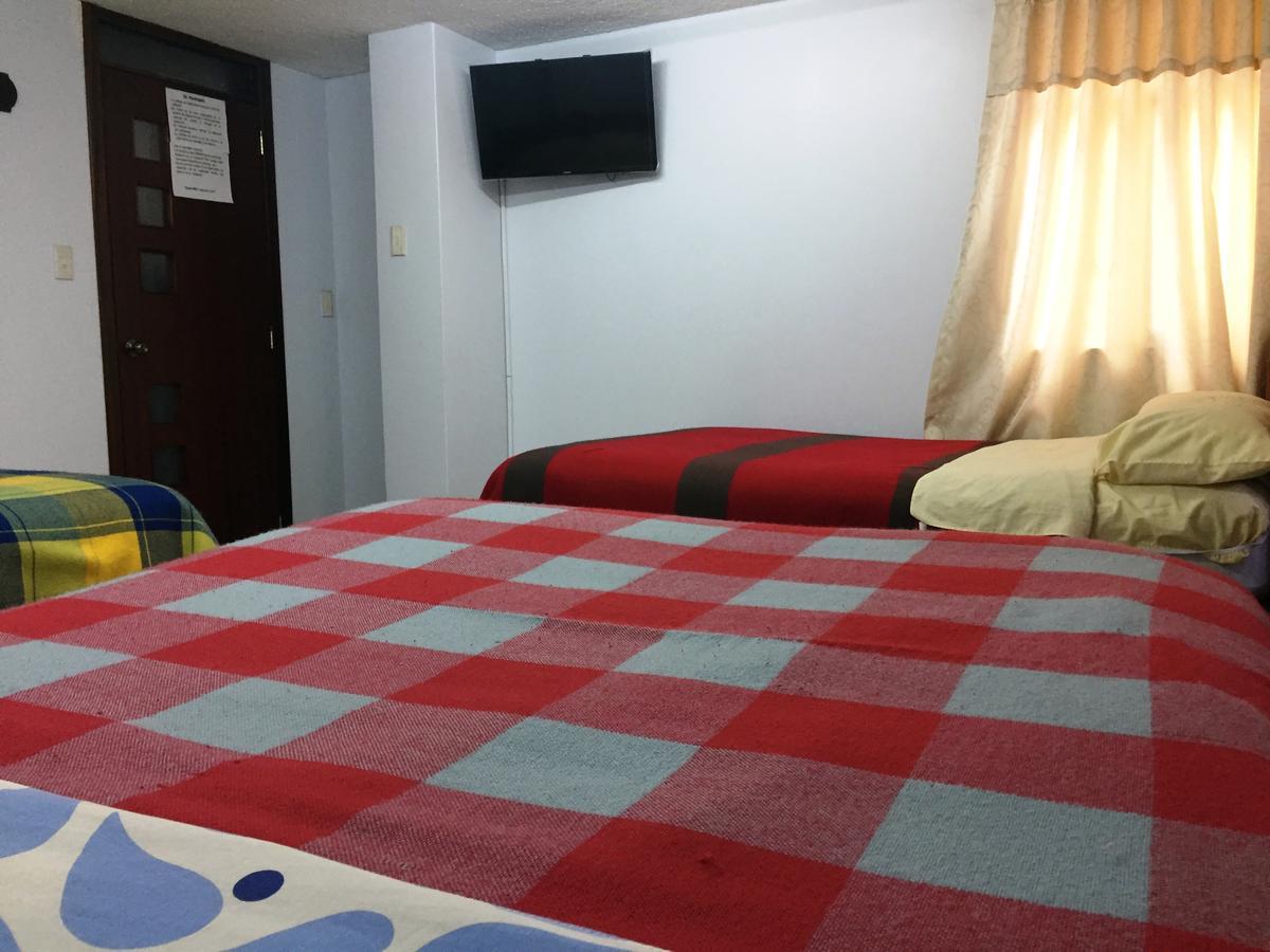 Hostal Runa Pacha Отавало Экстерьер фото